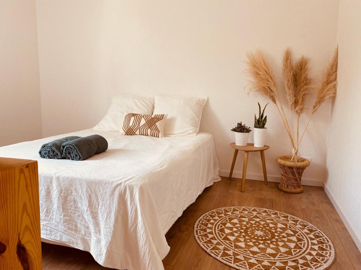 Le Patio De Sasha Apartman Hyères Kültér fotó