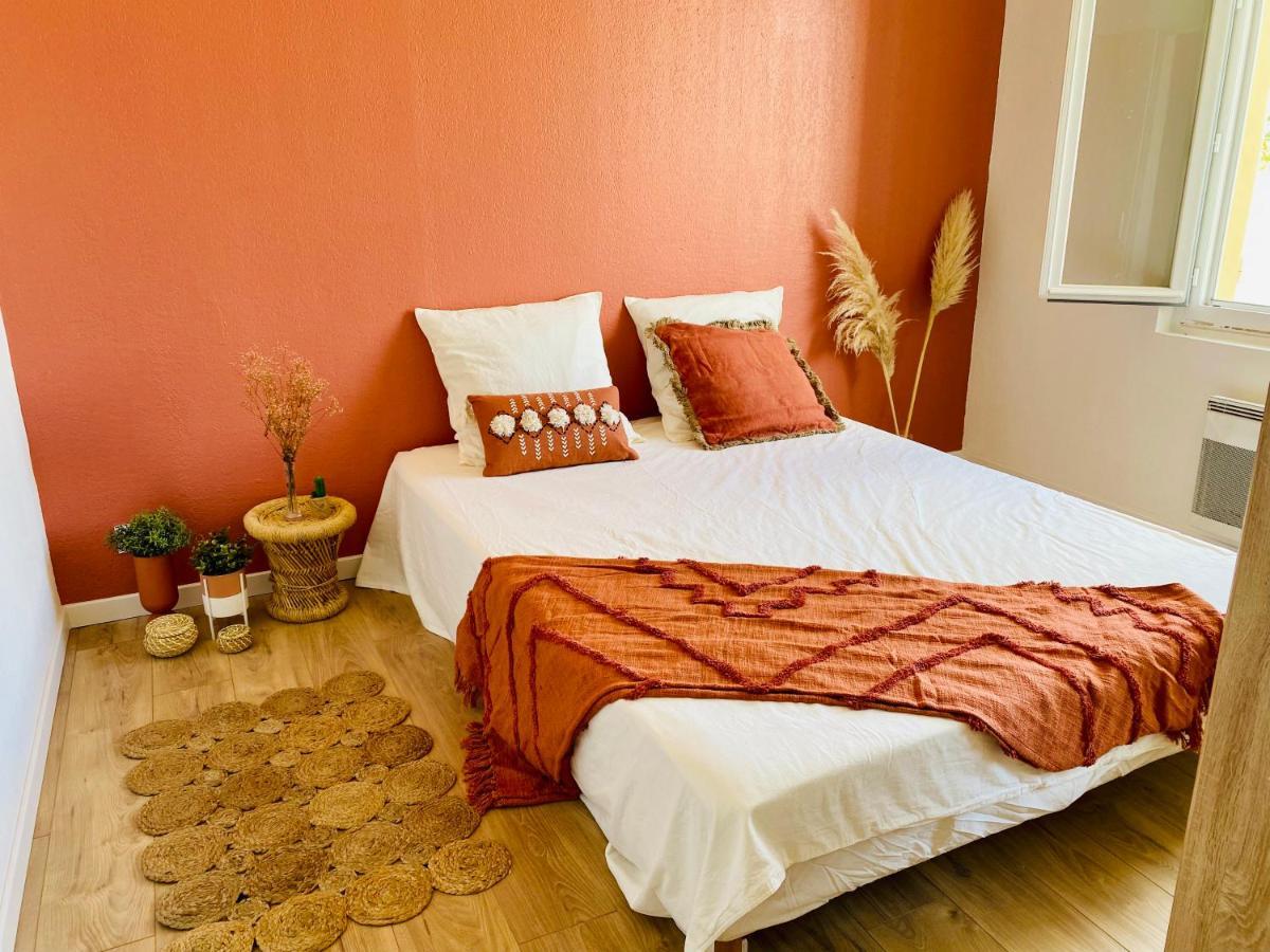 Le Patio De Sasha Apartman Hyères Kültér fotó